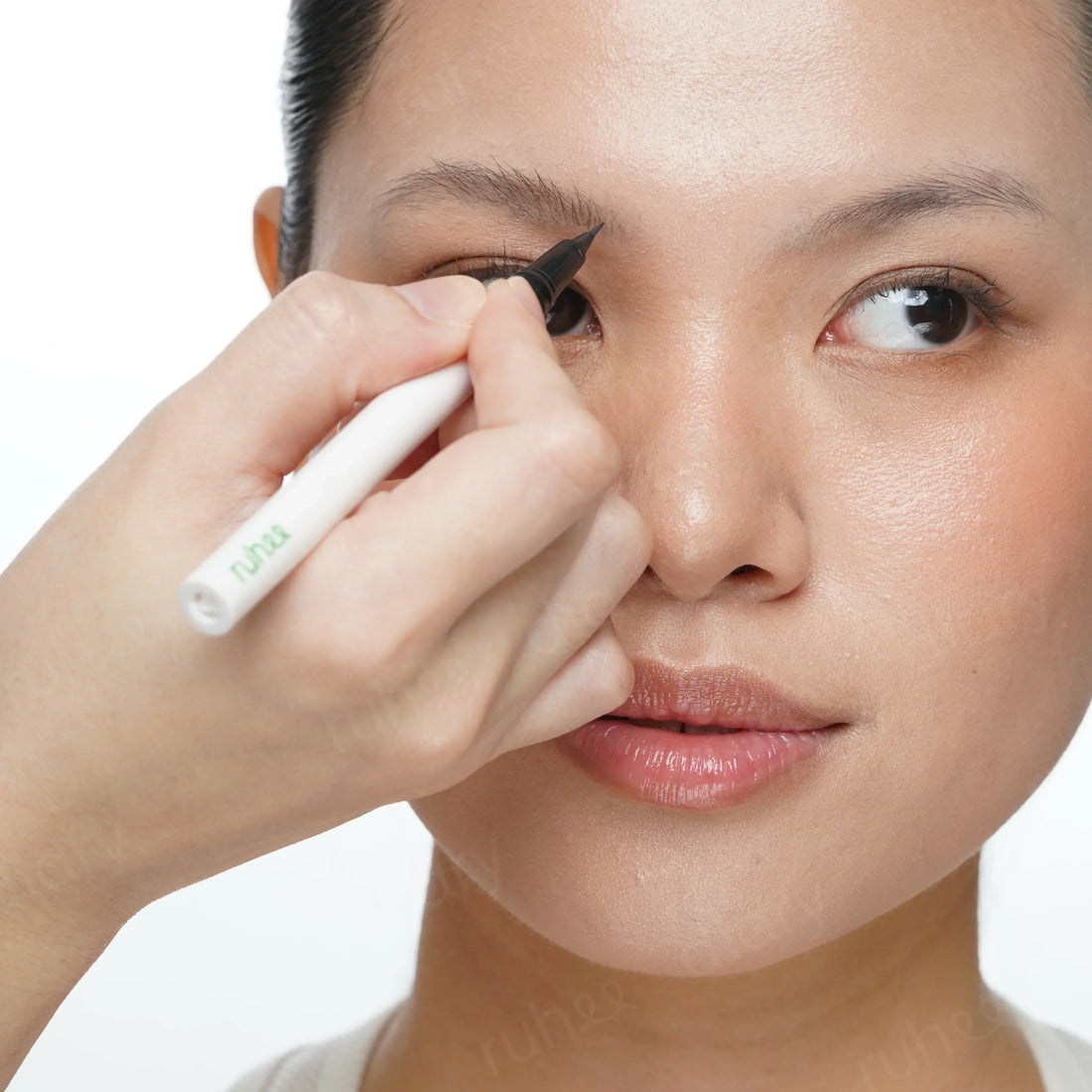 5 Bentuk Alis yang Cocok dengan Karakter Wajah Anda